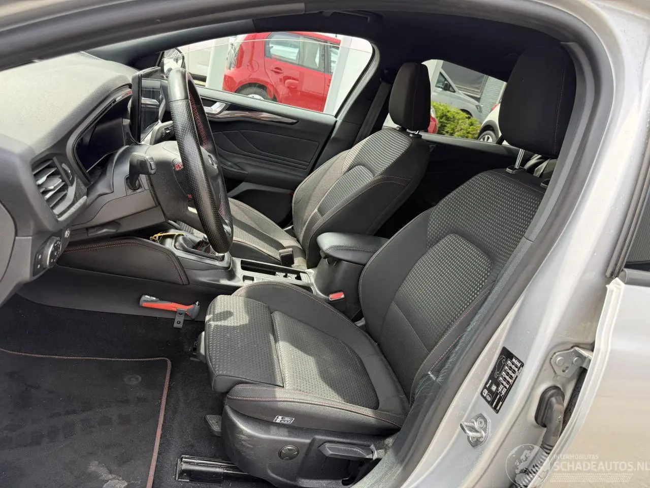 Ford Focus 2022 фото 10