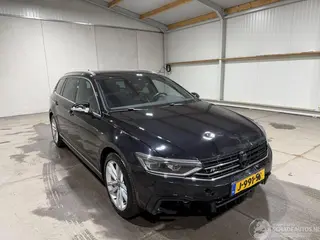 Volkswagen Passat 2020 foto 3