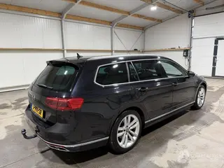 Volkswagen Passat 2020 foto 5