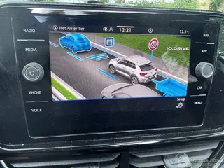 Volkswagen T-Roc 2026 фото 6