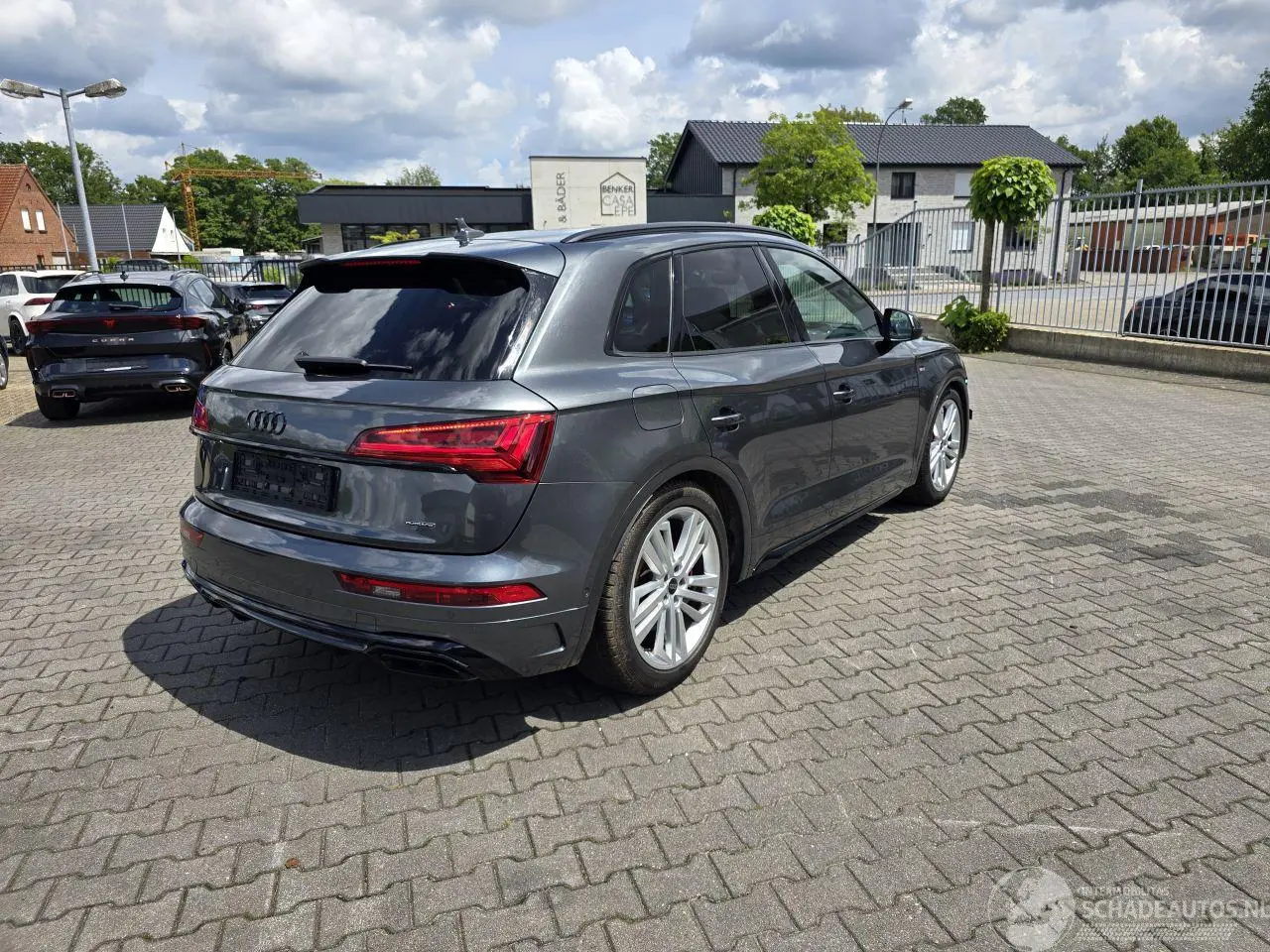 Audi Q5 2024 фото 2