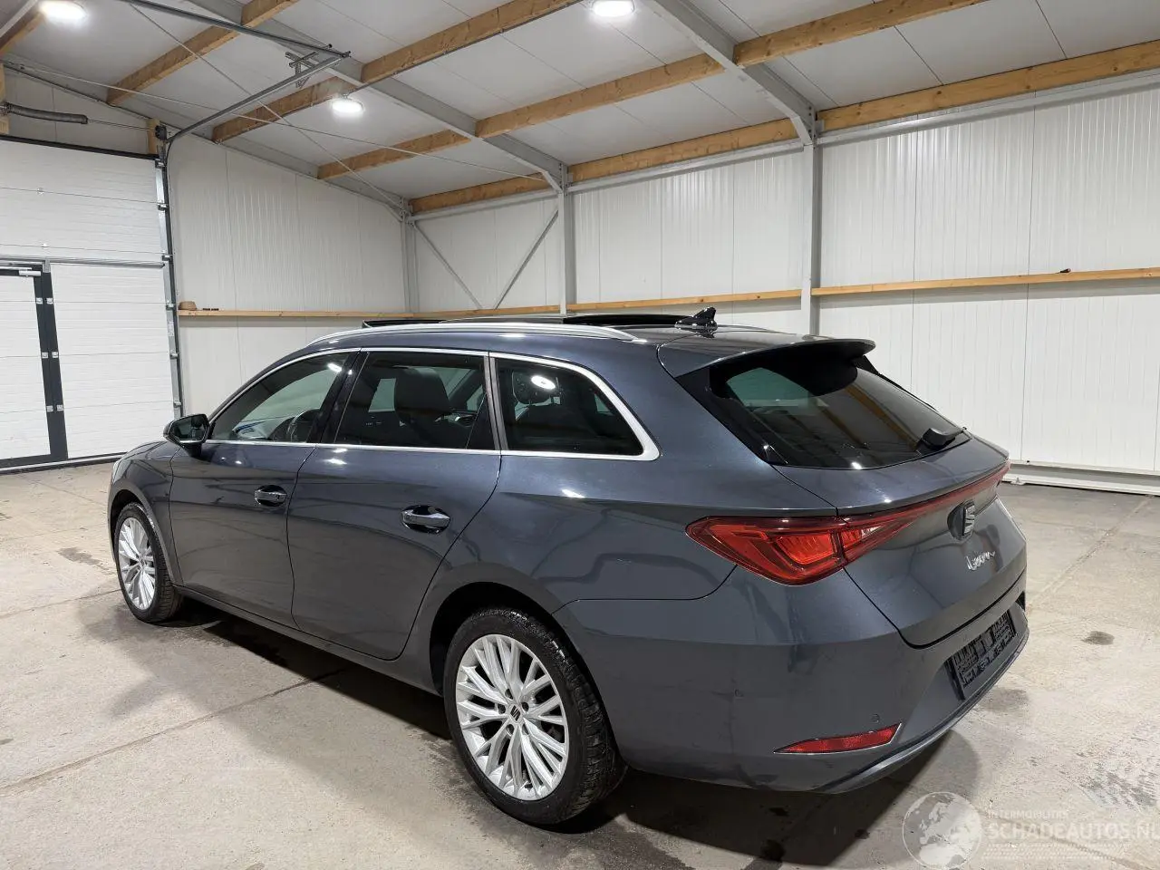 Seat Leon 2022 фото 11
