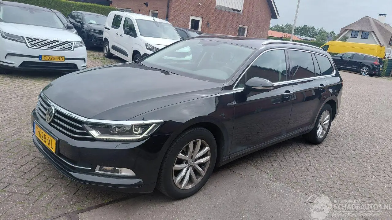 Volkswagen Passat 2019 foto 12