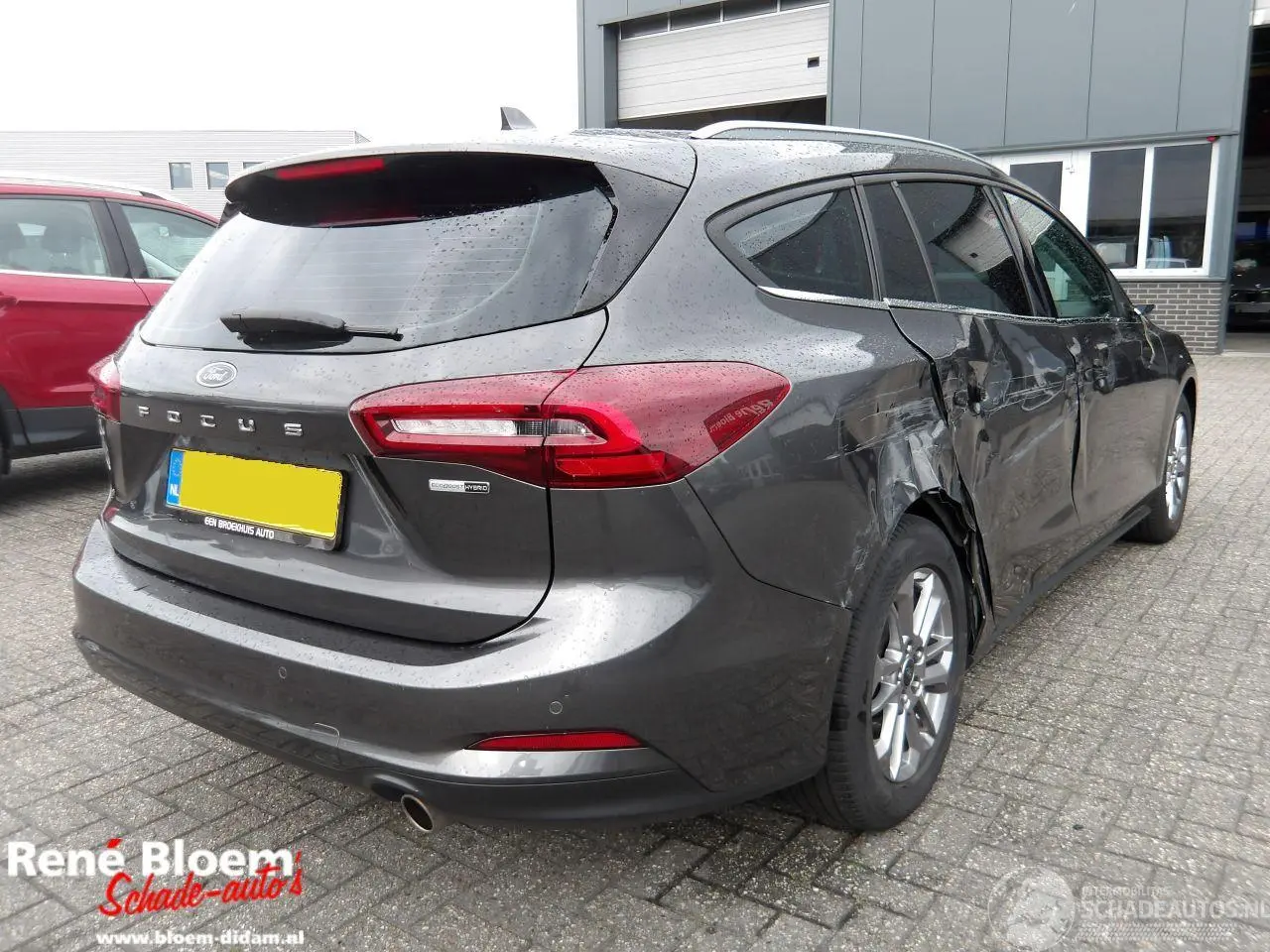 Ford Focus 2022 photo 4