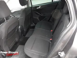 Ford Focus 2022 photo 9