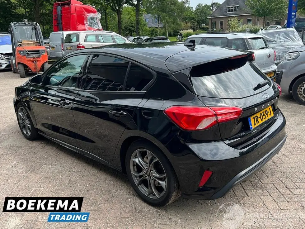 Ford Focus 2019 photo 3