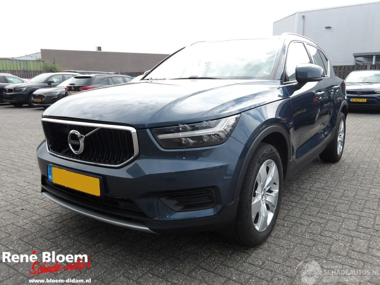 Volvo XC40 2021 foto 1