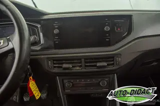 Volkswagen Polo 2018 photo 9