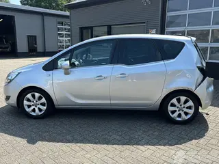 Opel Meriva 2017 фото 2