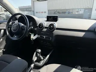 Audi A1 2017 фото 12