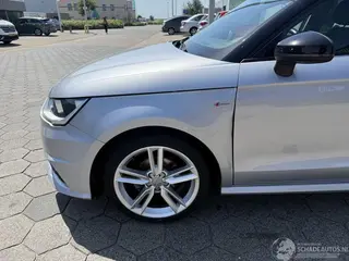Audi A1 2017 фото 8