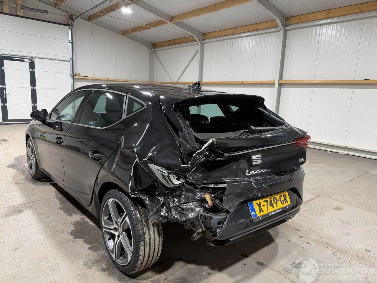 Seat Leon 2023 фото 12