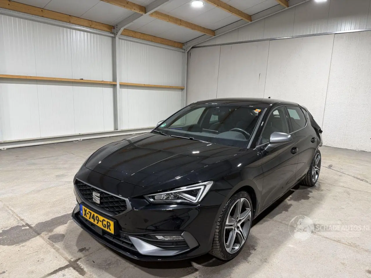 Seat Leon 2023 фото 10