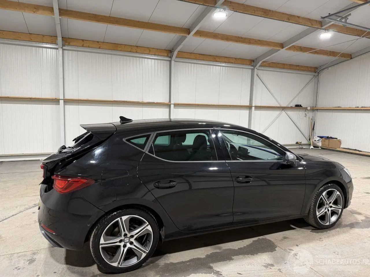 Seat Leon 2023 фото 5