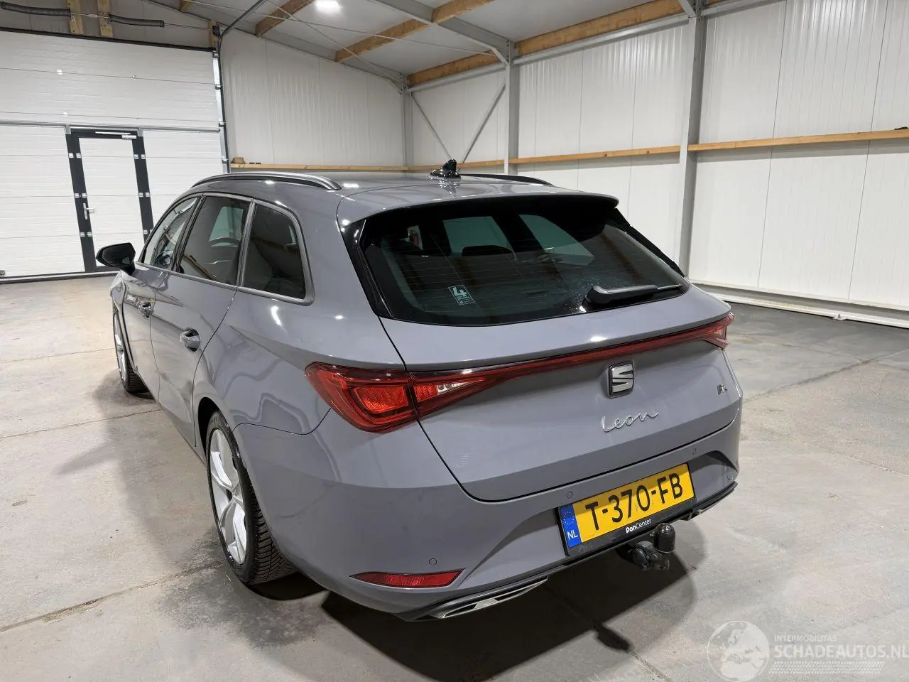 Seat Leon 2023 фото 12