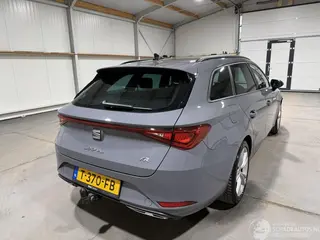 Seat Leon 2023 фото 6
