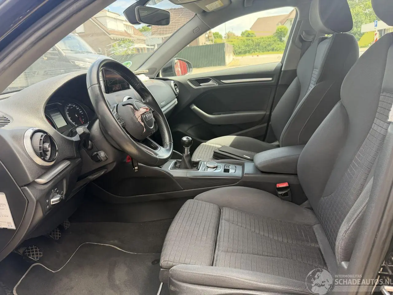 Audi A3 2017 фото 10
