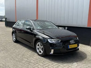 Audi A3 2017 фото 1