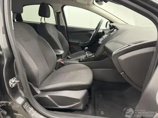 Ford Focus 2017 photo 12