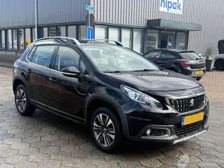 Peugeot 2008 2017 фото 4