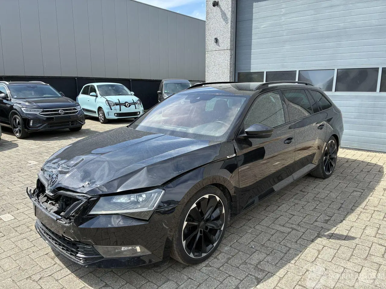 Skoda Superb 2019 foto 1