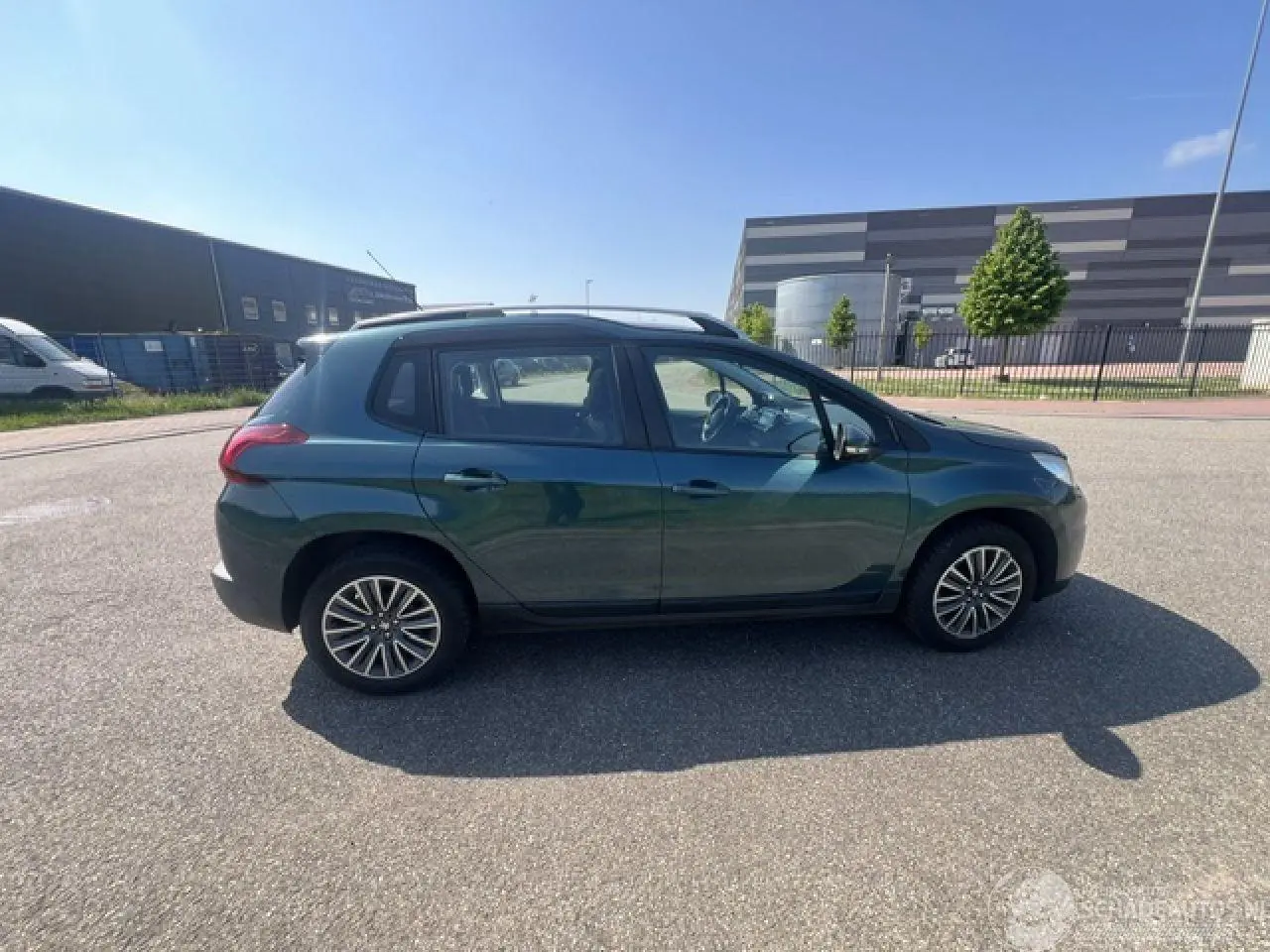 Peugeot 2008 2017 фото 6