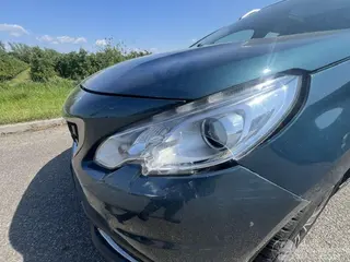 Peugeot 2008 2017 фото 8