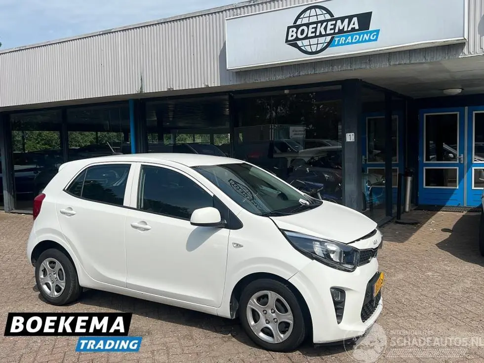 Kia Picanto 2022 photo 1