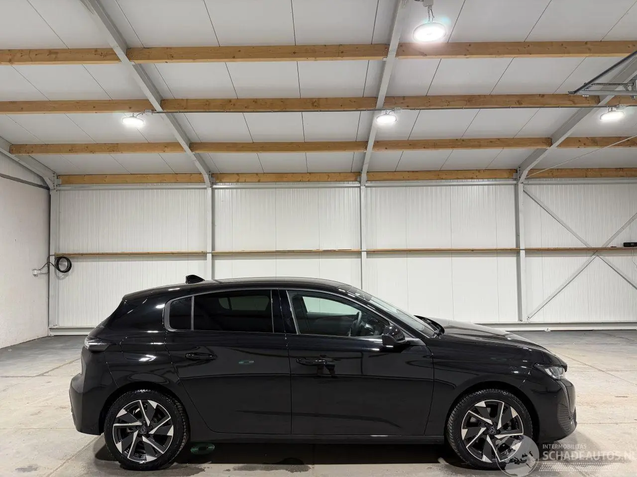 Peugeot 308 2025 photo 1