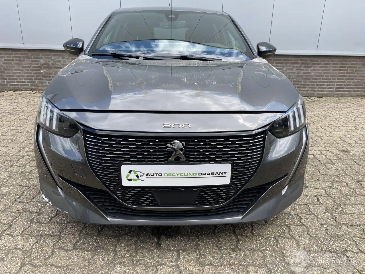 Peugeot 208 2020 photo 8