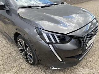 Peugeot 208 2020 photo 11