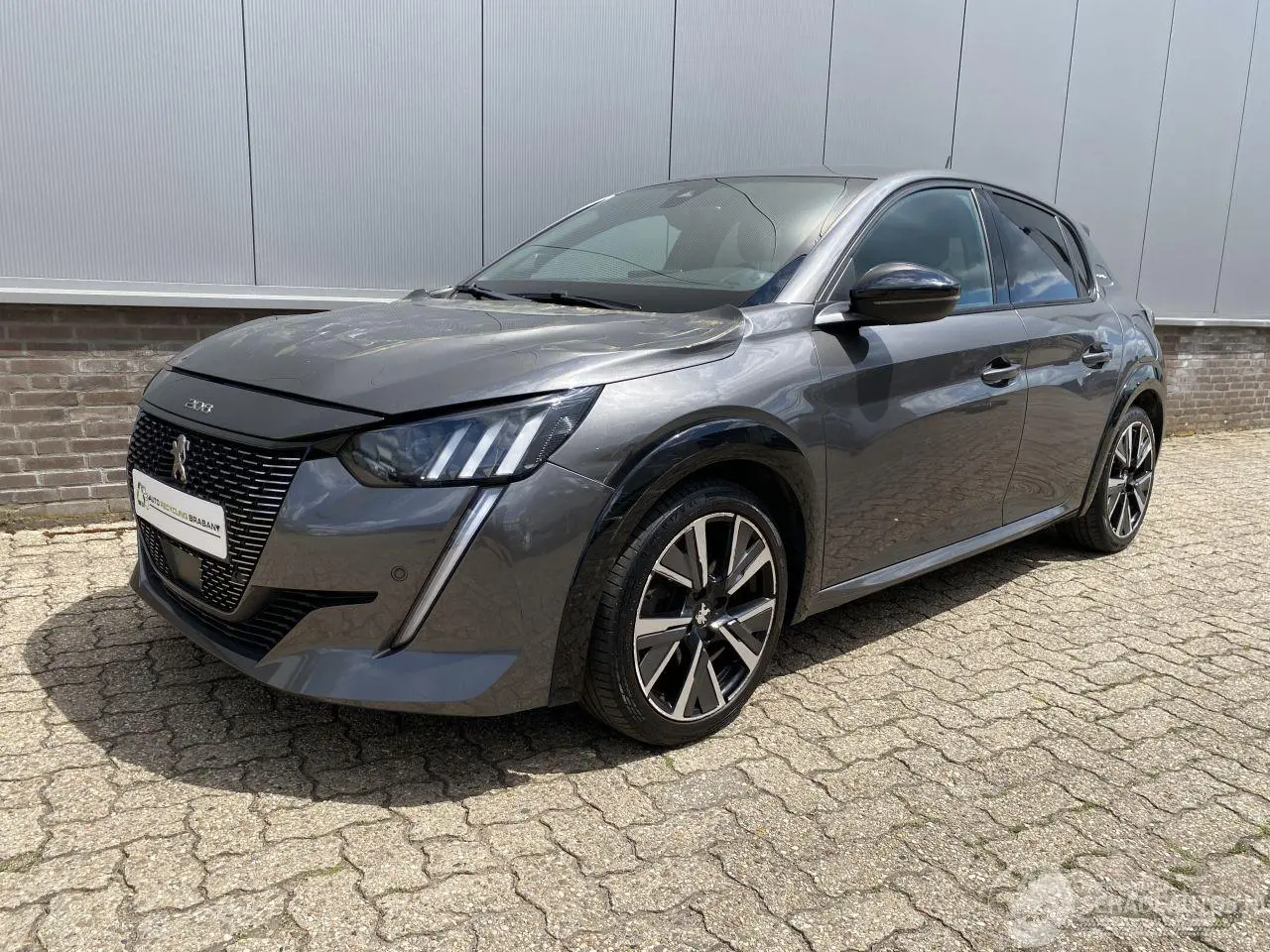 Peugeot 208 2020 photo 1