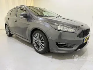 Ford Focus 2018 фото 1