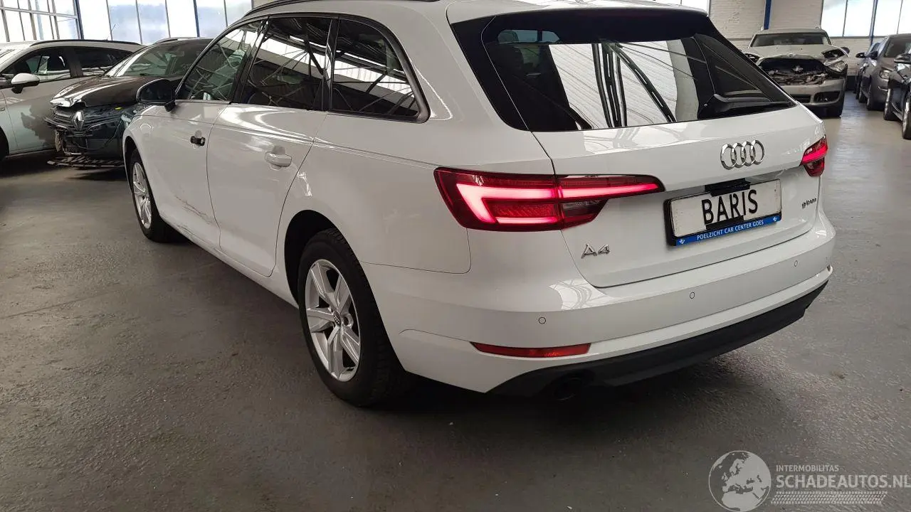 Audi A4 2018 foto 6