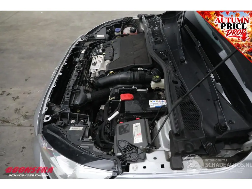 Peugeot 208 2019 фото 19