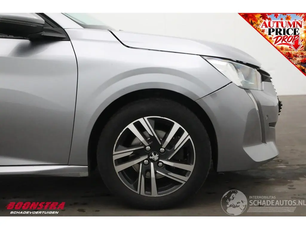 Peugeot 208 2019 фото 9
