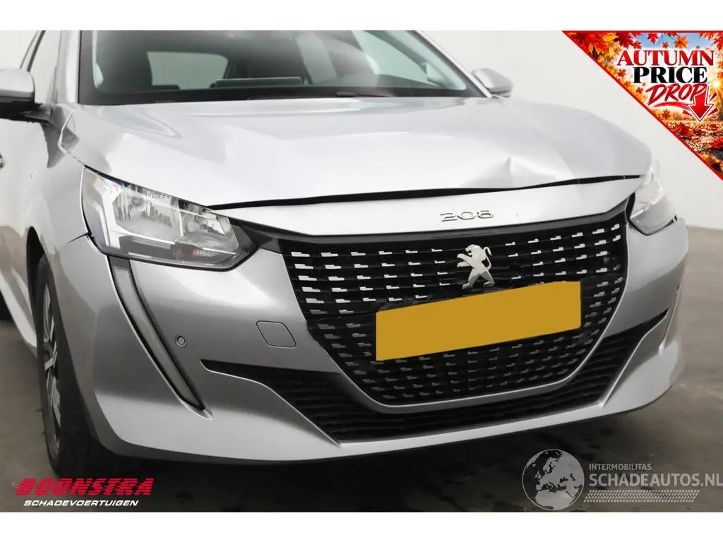 Peugeot 208 2019 фото 11