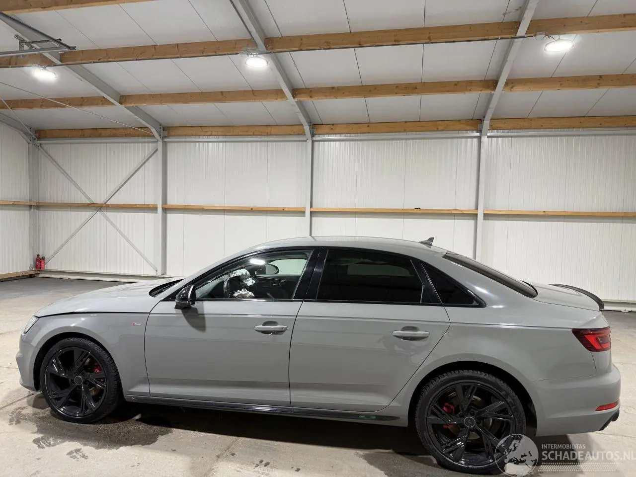 Audi A4 2018 foto 11