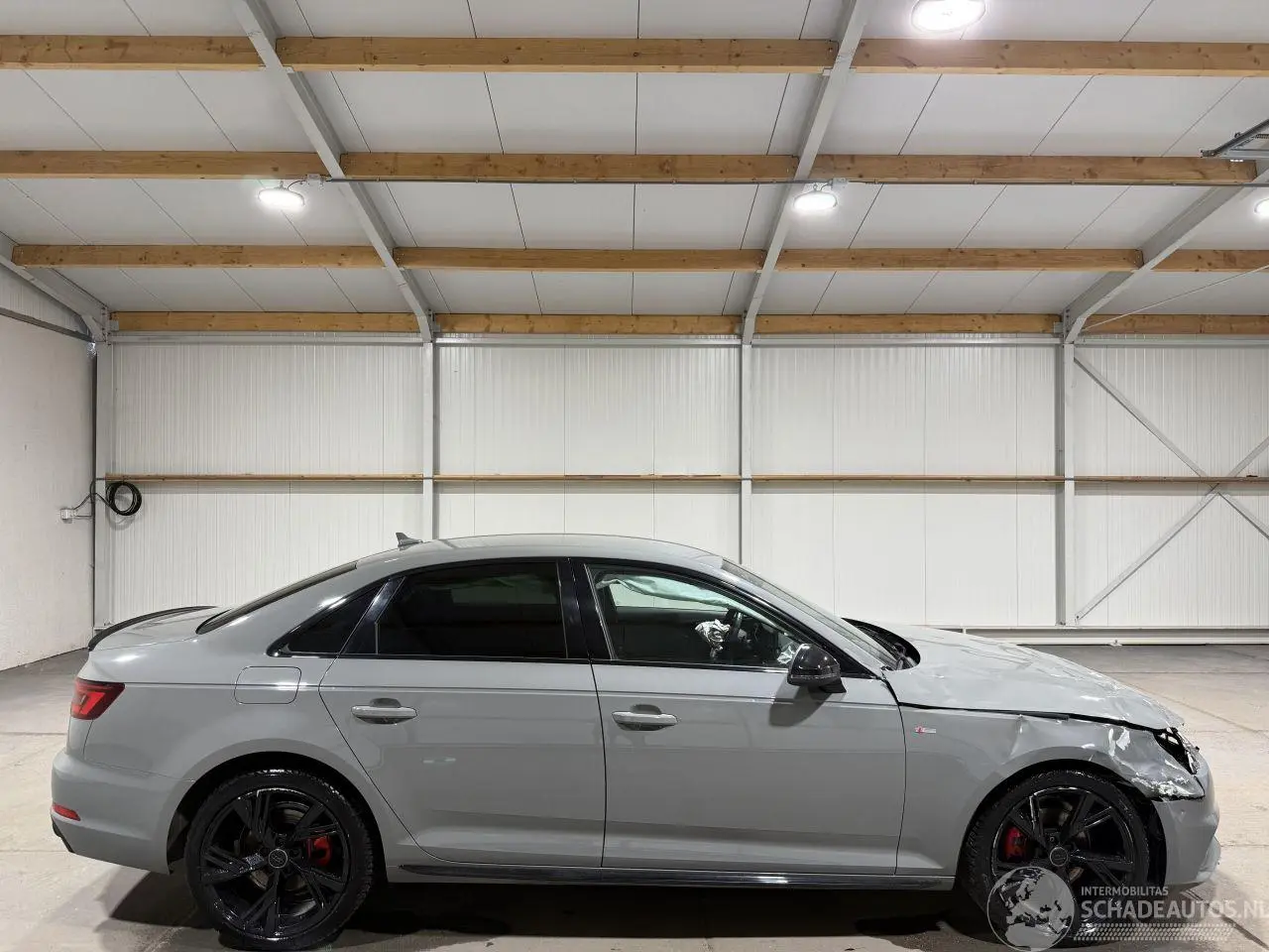 Audi A4 2018 foto 1