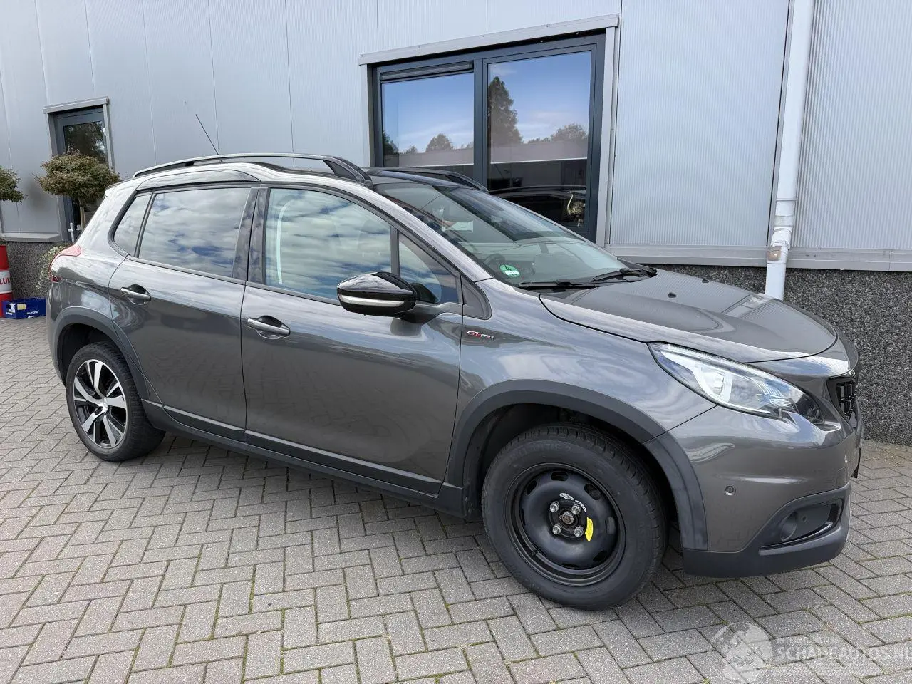 Peugeot 2008 2019 фото 4