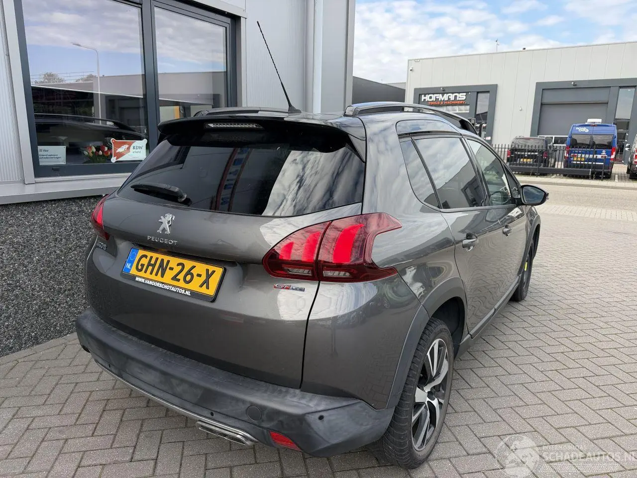 Peugeot 2008 2019 фото 8