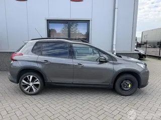 Peugeot 2008 2019 фото 5