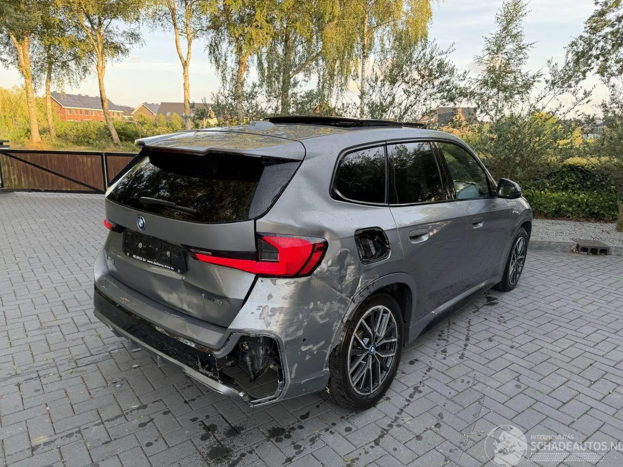 BMW iX1 2023 фото 3