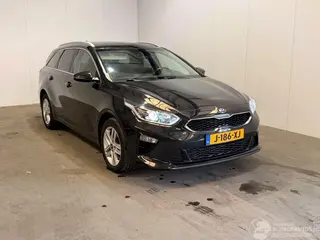 Kia Ceed 2020 photo 1