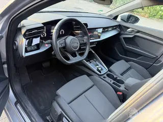 Audi A3 2024 photo 3