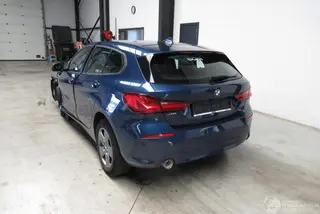 BMW 1-serie 2023 photo 3