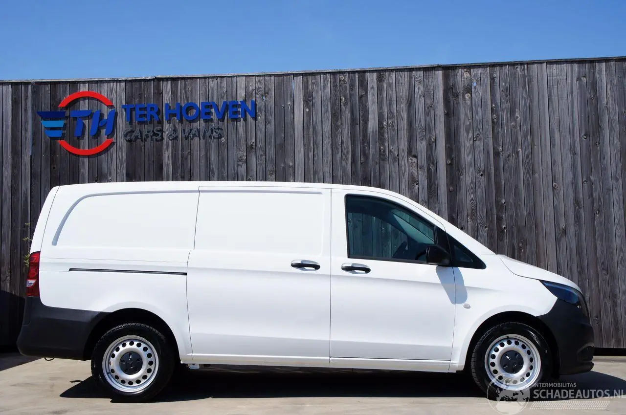 Mercedes Vito 2019 photo 4