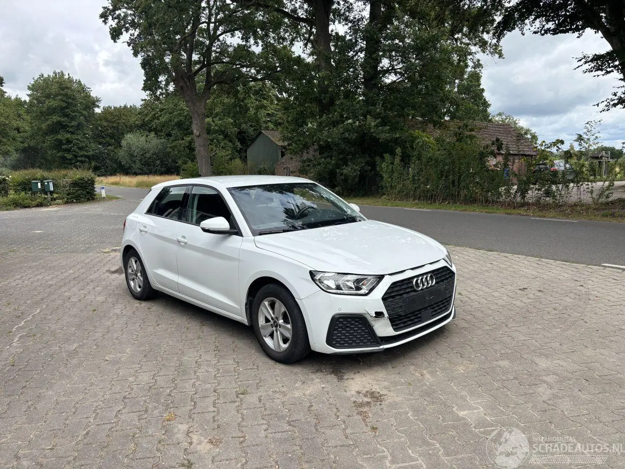 Audi A1 2023 фото 3