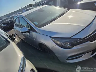 Opel Astra 2020 photo 1