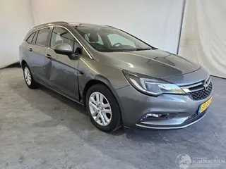 Opel Astra 2017 photo 1